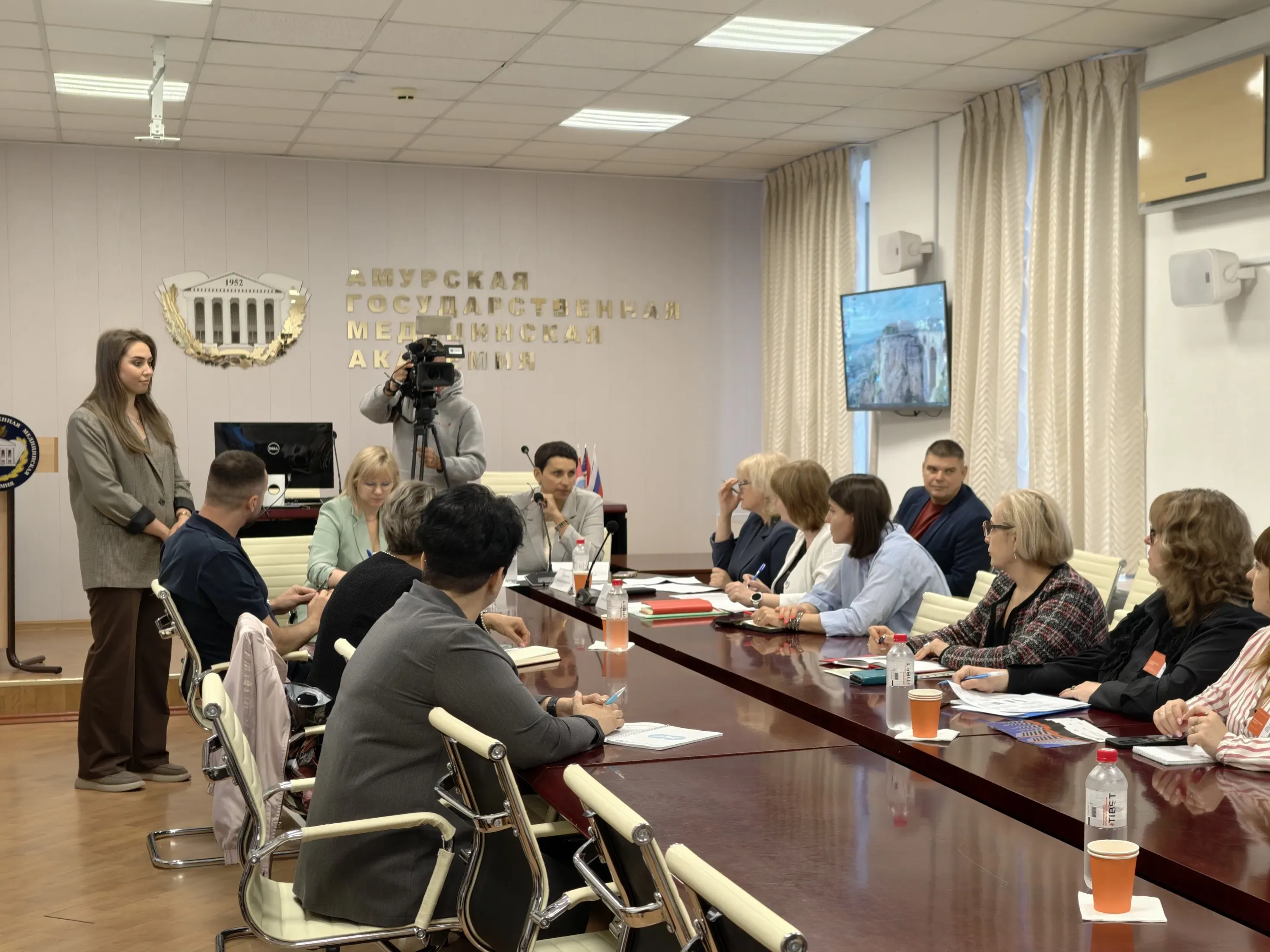 119 resident doctors complete training at Amur Academy during employment commission meeting