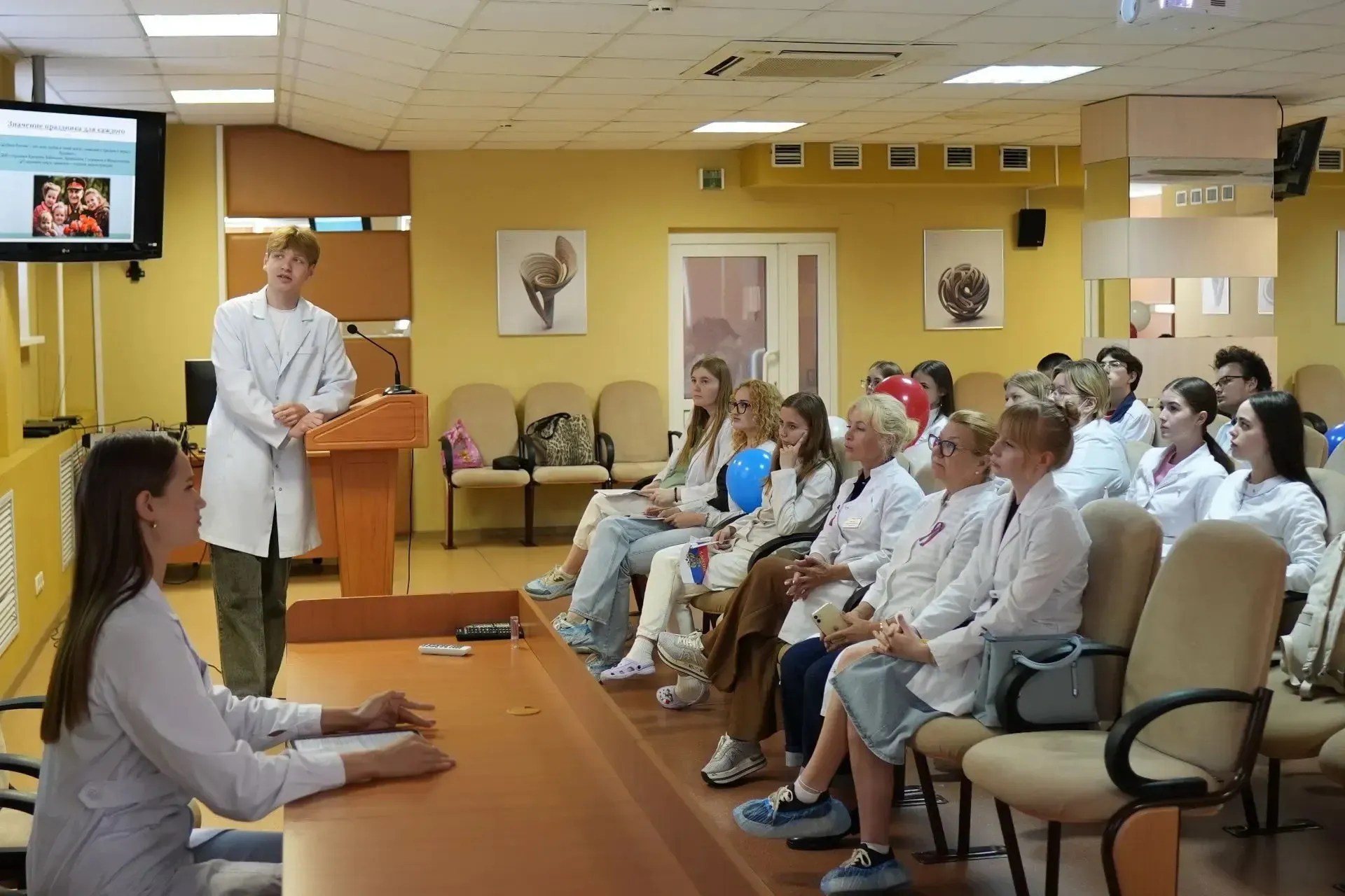 Amur State Medical Academy Students Hold Patriotic Event My Country is My Russia
