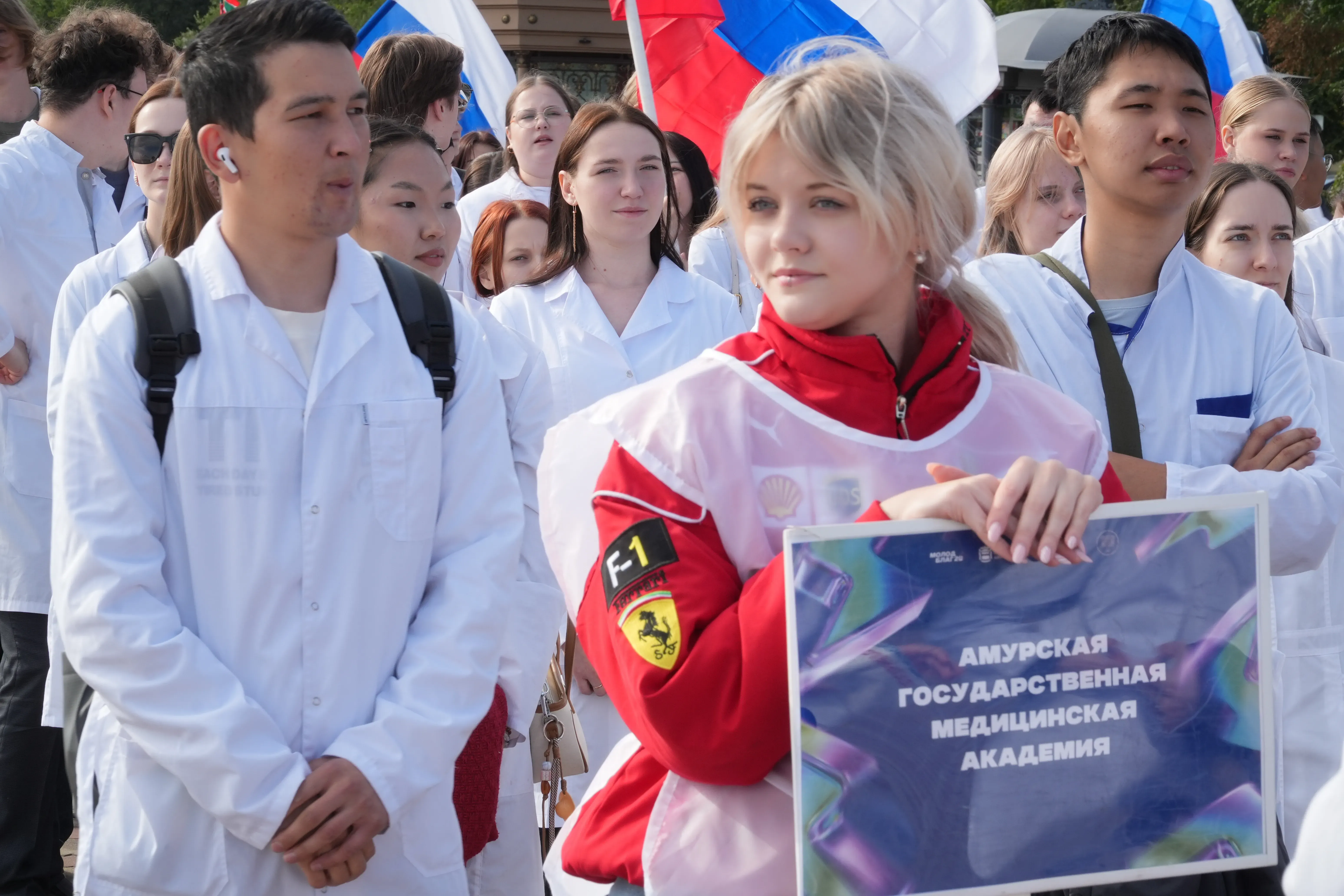Blagoveshchensk Student Parade 2026 with Amur State Medical Academy students