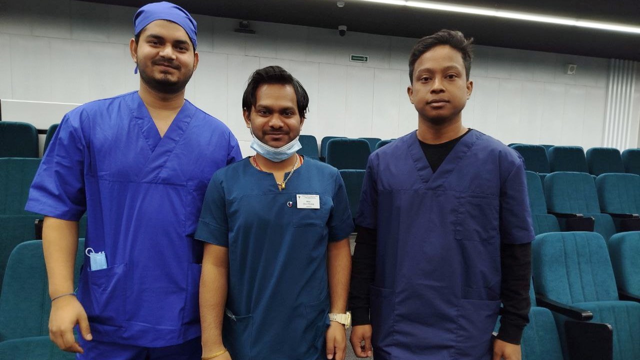 First-year students from India began practicing in the departments of the Amur Regional Clinical Hospital