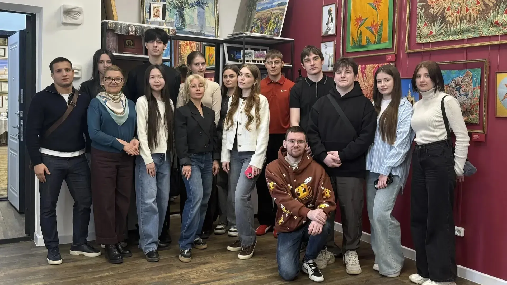 Third-year students visited the museum-studio of the artist Alexander Tikhomirov