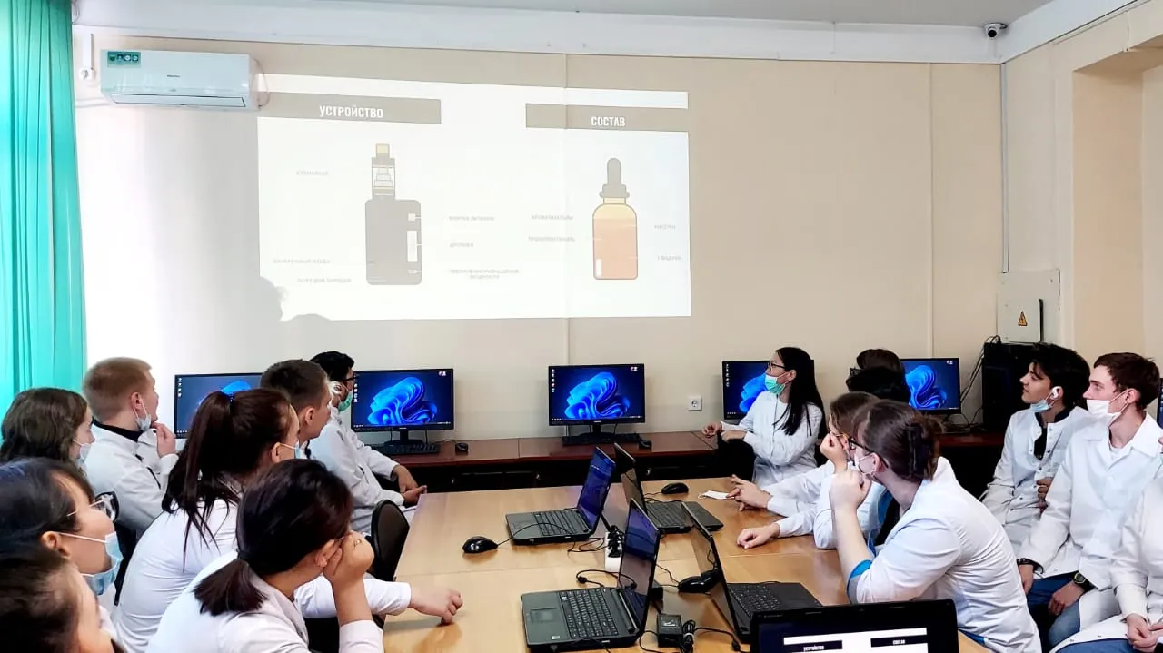 Russia me English medium MBBS kam fees me