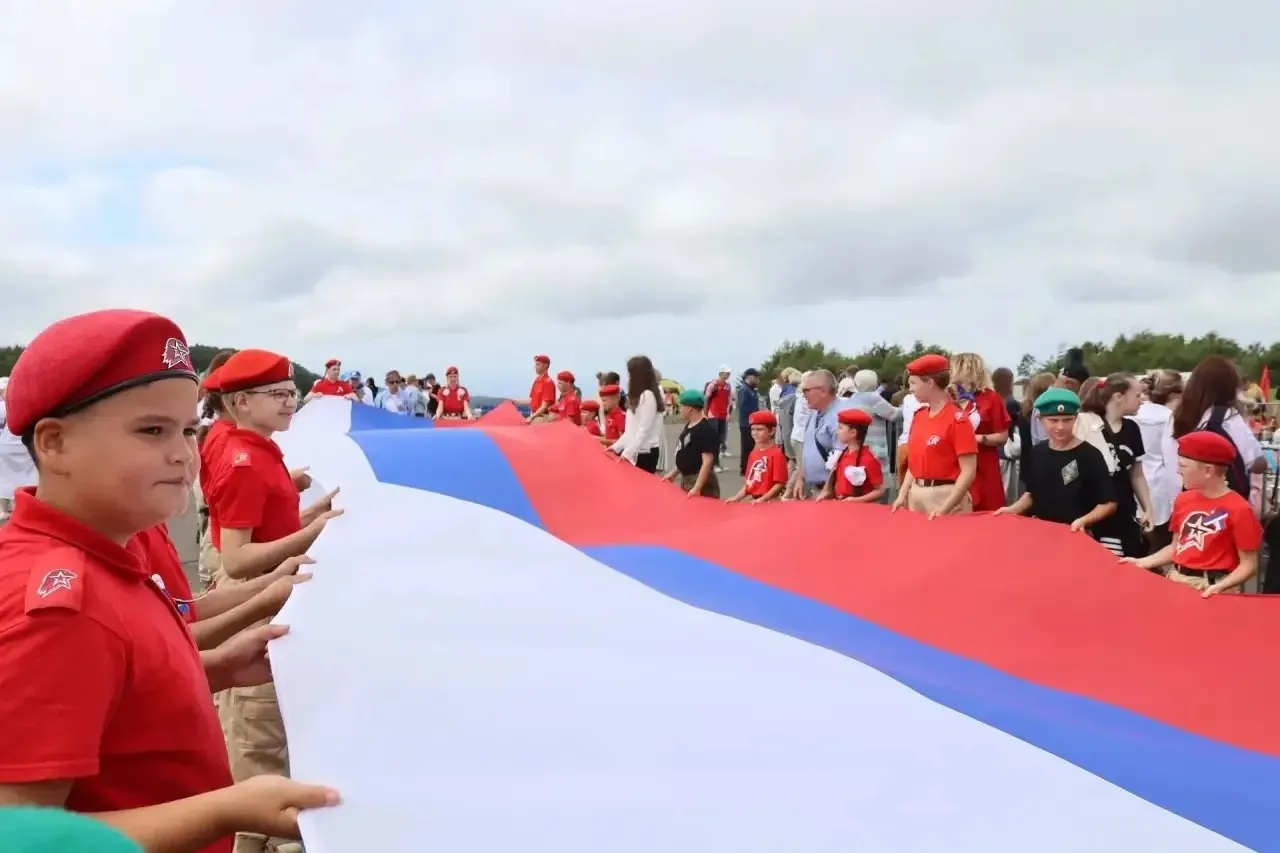 Volunteers at Kamyshov Pass historical reconstruction