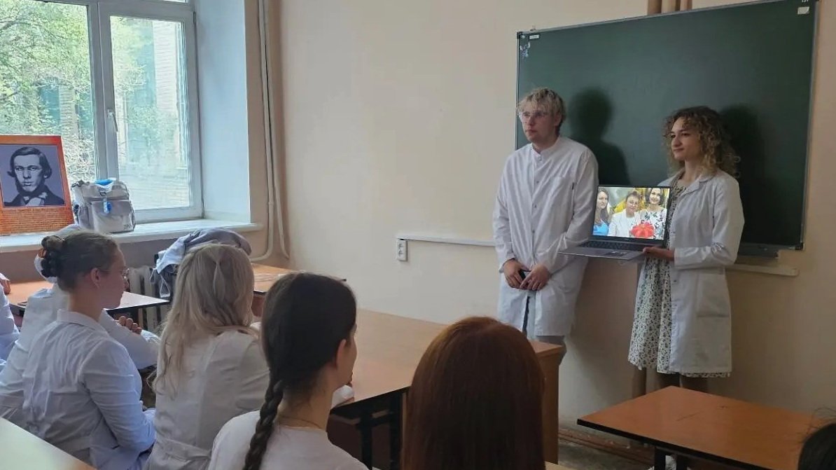 Pediatric faculty student meeting at Amur State Medical Academy